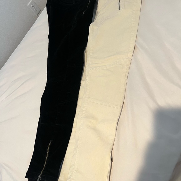 Banana Republic Cream Skinny Pants - Picture 3 of 4